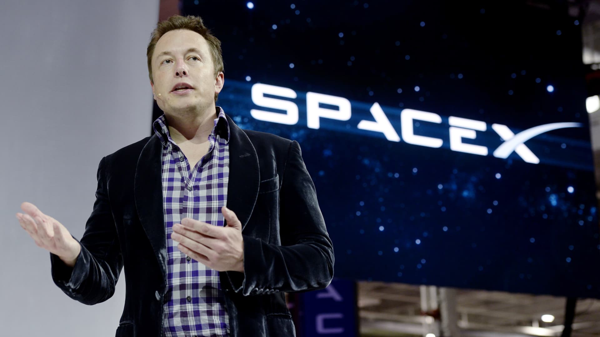 SpaceX - của - tỷ - phú - Elon Musk - bị -- Bộ - Tư - pháp - điều - tra