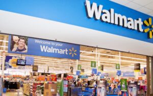 Walmart là nhà bán lẻ lớn nhất ở Mỹ và là công ty lớn nhất thế giới về doanh thu vào năm 2022.